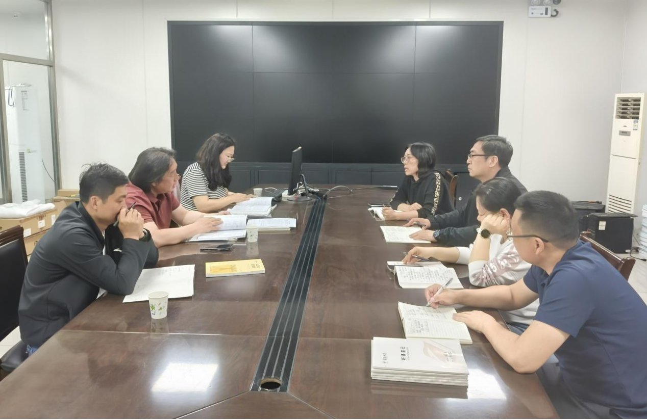 副校长尹玉箫到信息系调研指导亚新ap
